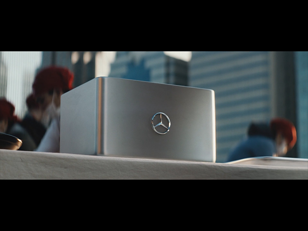 Mercedes Benz : CSR (30s)